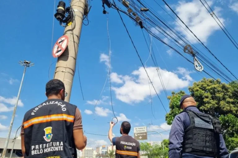 Prefeitura de Belo Horizonte faz mutirão contra fios soltos nesta segunda-feira