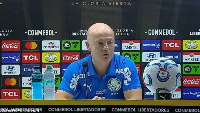 Auxiliar de Abel Ferreira explica desempenho do Palmeiras na Libertadores