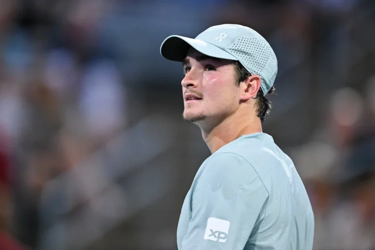 João Fonseca cai para 29º lugar no ranking da ATP após desistir de torneios