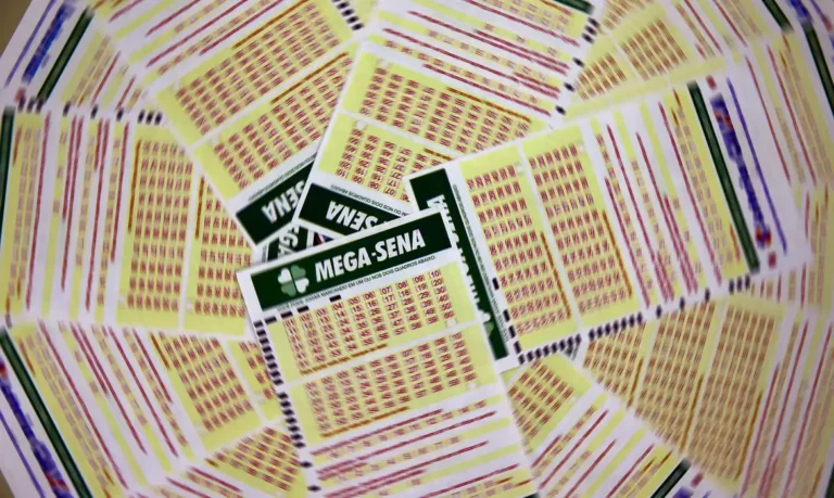 Mega-Sena acumula e vai a R$ 41 milhões após ninguém acertar seis dezenas