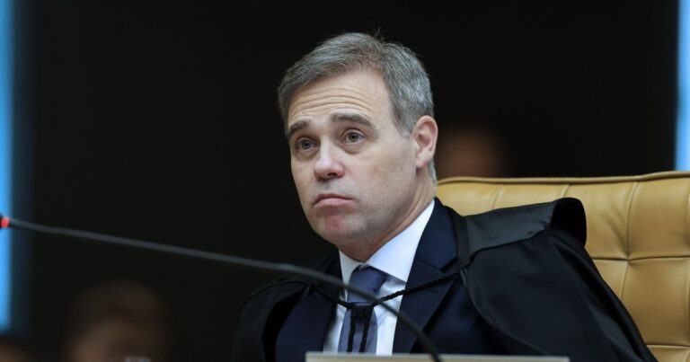 Mendonça justifica diligência da PF ao citar rede de influência de Vorcaro