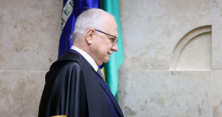 Fachin suspende afastamento de Andrei Rodrigues da PF decidido por Mendonça