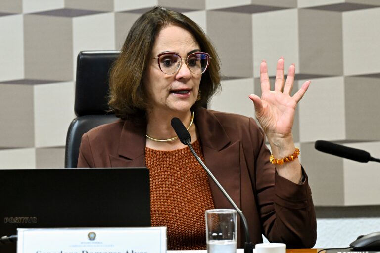 Damares Alves articula transmissão alternativa de audiência sobre Moraes no Senado