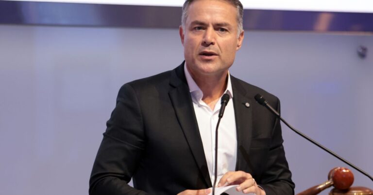 Justiça eleitoral de Alagoas restabelece Instagram de Renan Filho