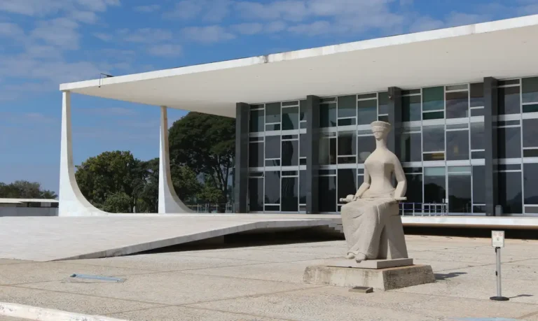 AGU pede suspensão de liminar que afastou dirigentes da Polícia Federal