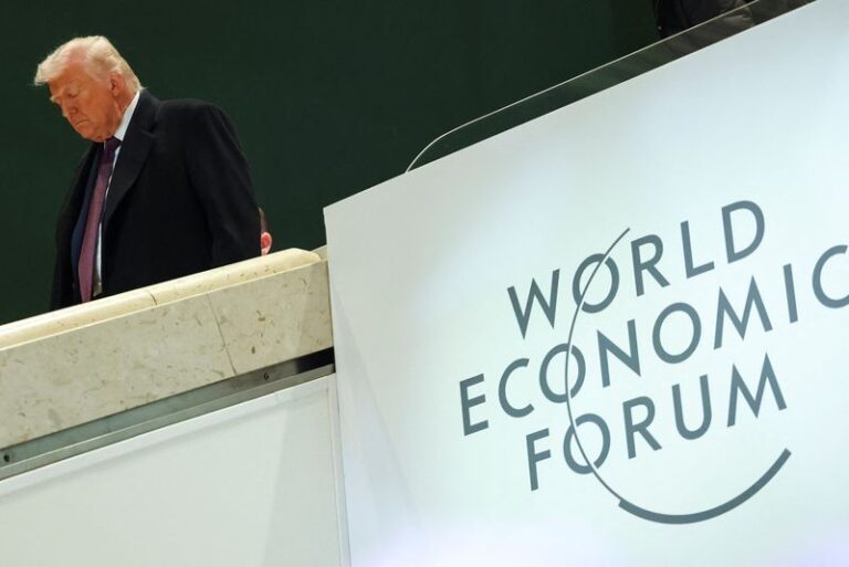 Fórum Econômico Mundial vê 2027 mais estável, mas preocupa com custo de vida
