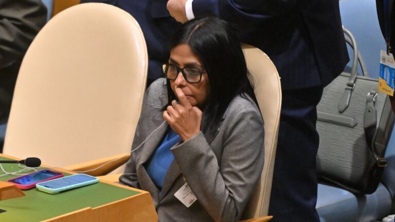 Venezuela pode demorar mais de um ano para realizar eleições prometidas por Delcy