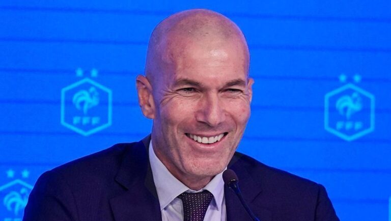 Zidane convoca França pela primeira vez e inicia reformulação na seleção