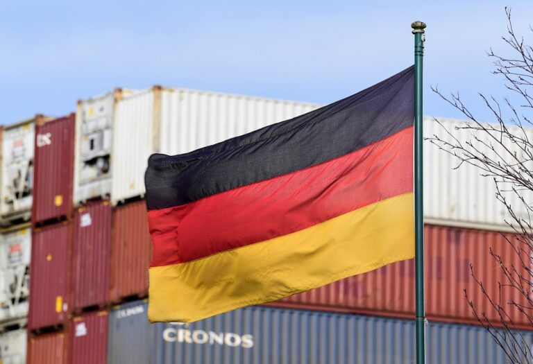 Produção industrial da Alemanha sobe 2% em agosto e surpreende mercado