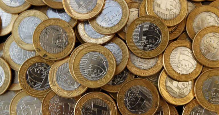 CNM aponta impacto de R$ 11 bilhões em municípios com PECs da 6x1 e agentes de saúde