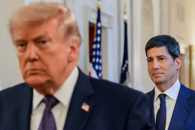 Trump pede juros menores nos EUA e diz que Warsh só pode dar um voto