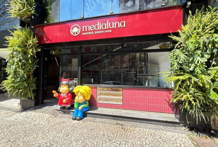 Medialuna Sabores Argentinos abre segunda unidade no Centro de Curitiba