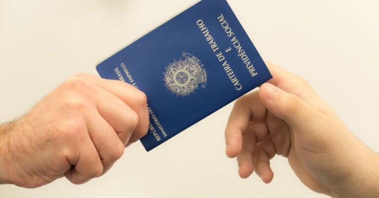 PEC do fim da escala 6x1 não é decisiva para eleições de 2026, diz analista