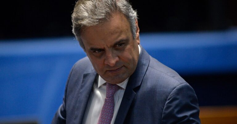 Aécio Neves fica em sétimo lugar e não se elege para o Senado em Minas Gerais