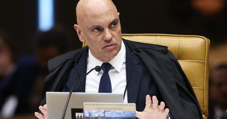 Reunião entre Moraes e cúpula da PF amplia tensão no STF