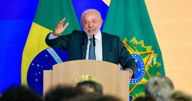 Lula reúne aliados e mapeia reformulação do governo na primeira semana após eleição