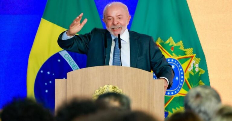 Lula diz que orçamento não é bomba e defende responsabilidade fiscal