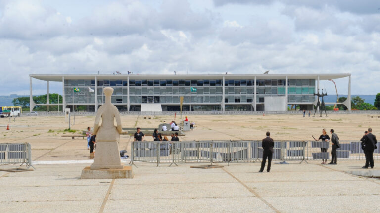 FNP prepara coquetel para estreitar relação com próximo presidente