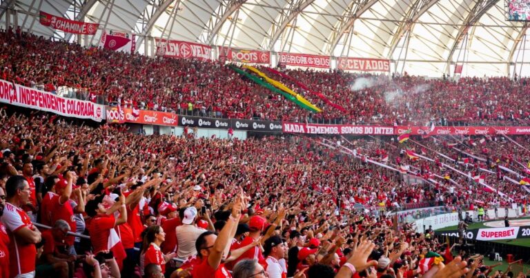 Internacional oferece ingressos gratuitos para sócios contra o Corinthians