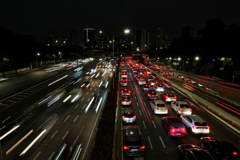 Fenabrave registra venda de 509.686 veículos em setembro com recorde histórico