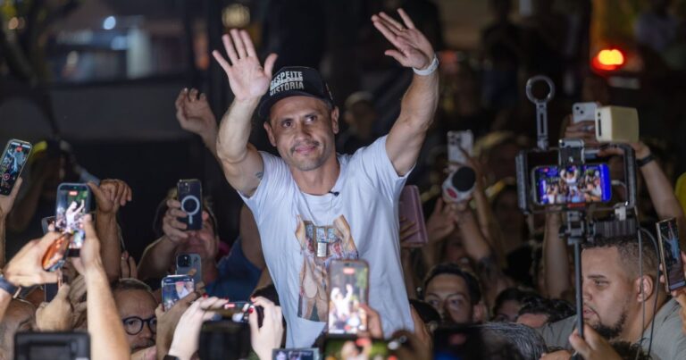Cleitinho reafirma apoio a Flávio Bolsonaro após fala de Lula