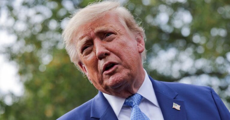 Flávio Bolsonaro reconhecerá derrota e muda posição de Trump sobre eleição