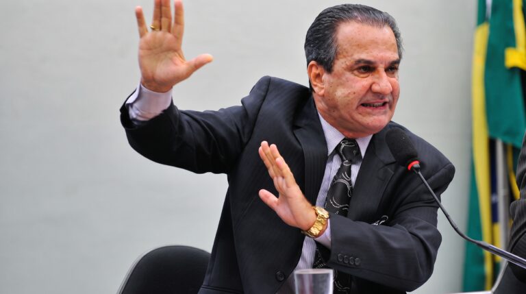 Pastor Silas Malafaia impulsiona 27 candidatos eleitos em 2026 com apoio nas redes