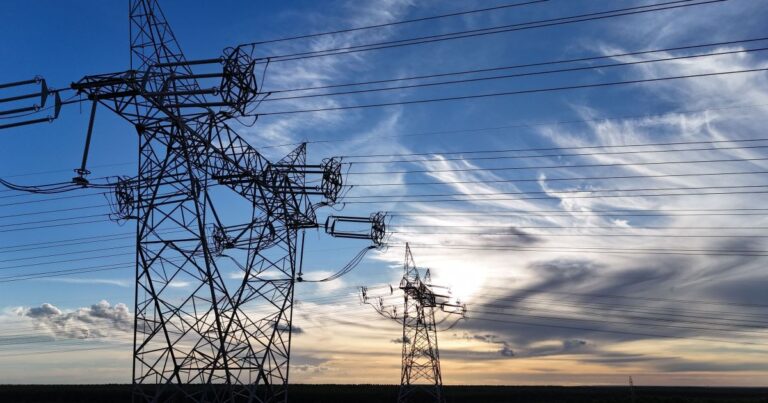 FMI alerta que energia cara pressiona juros e afeta emergentes