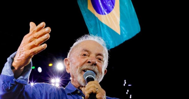 Campanha de Lula apresenta ao TSE denúncia de falhas da Meta favorecendo Bolsonaro