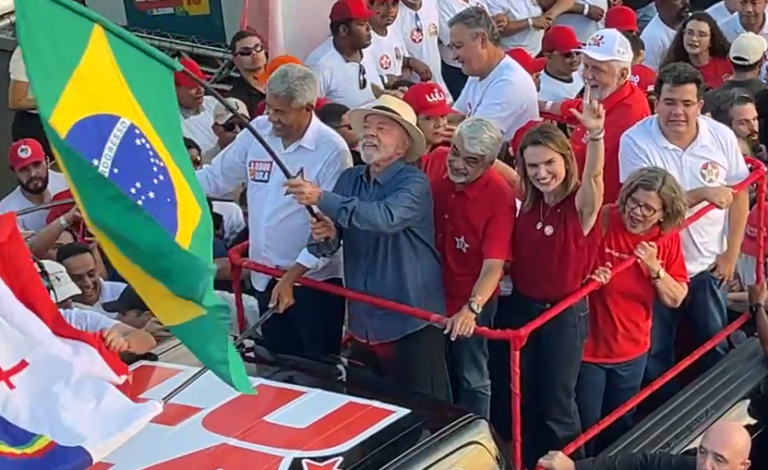 Lula condiciona debate com Flávio à quebra de sigilo bancário do senador