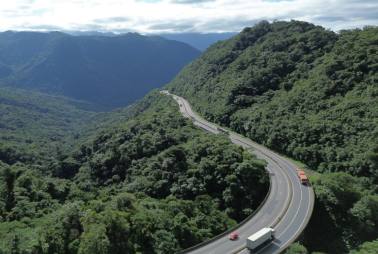 EPR Litoral Pioneiro prevê aumento de 25% no fluxo da BR-277 no feriado de Finados