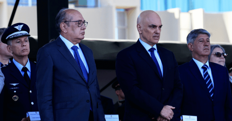 Moraes e Gilmar mandam quatro sinais ao bolsonarismo em 48 horas