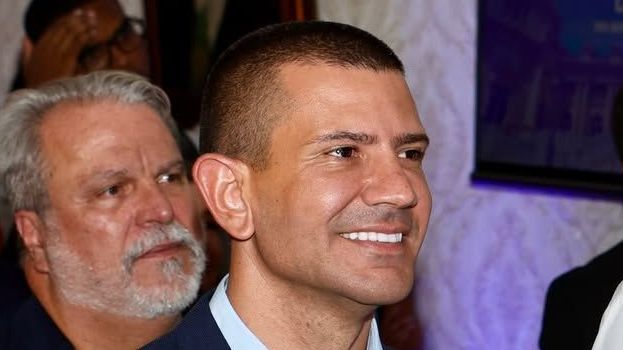 Douglas Ruas oficializa equipe de transição do governo do Rio de Janeiro