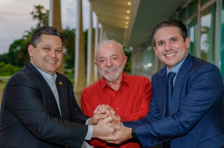 Alcolumbre e Motta visitam Lula após reeleição e defendem diálogo entre Poderes
