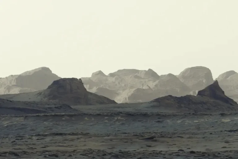 Nasa divulga primeira imagem do amanhecer em Marte capturada pelo Curiosity