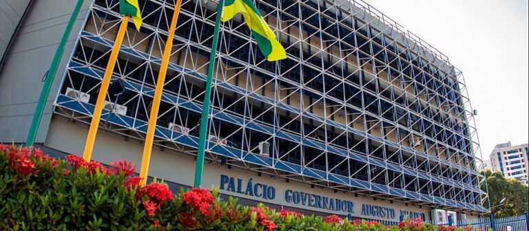 Candidatos ao governo de Sergipe votam no primeiro turno das eleições 2026