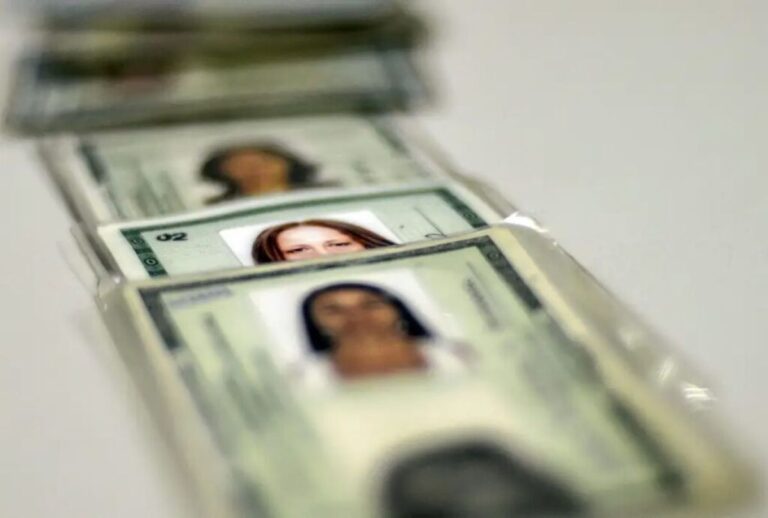 Brasil implanta Carteira de Identidade Nacional para substituir RG gradualmente