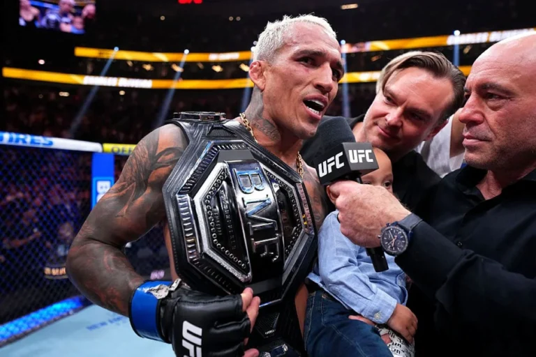 UFC anuncia card do UFC 335 com Oliveira contra Lopes pela coroa BMF