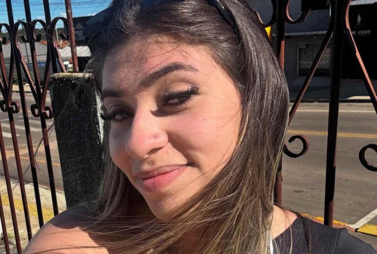 Motociclista morre em colisão com caminhão de lixo em Carambeí