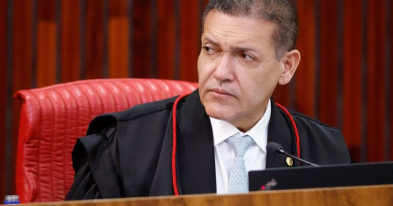 Kassio reúne campanhas de Flávio e Lula após decisões conflitantes no TSE