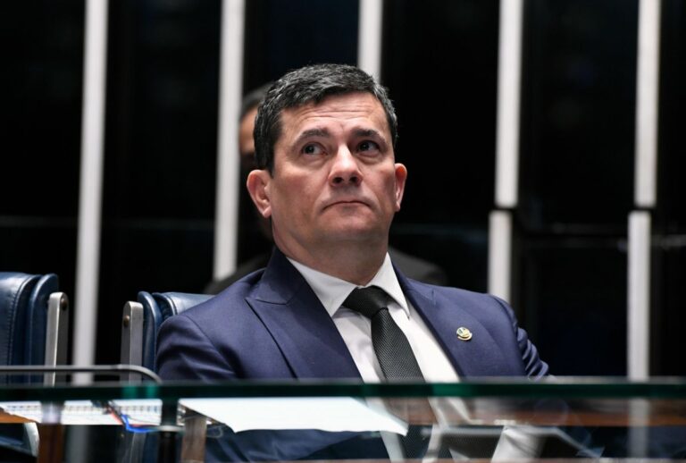 Coligação de Moro aciona Justiça Eleitoral contra jornalista por publicação