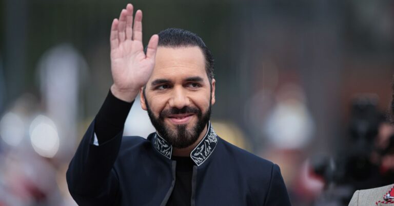Nayib Bukele parabeniza Lula por reeleição com carta de El Salvador