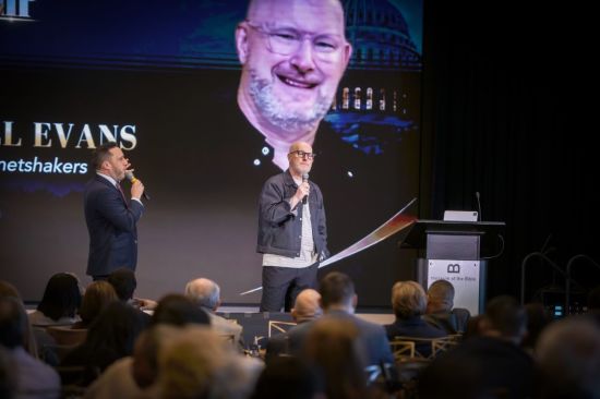 Pastor australiano defende que cristãos sejam transformadores, não conformistas