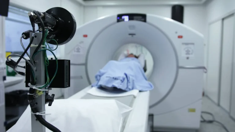 Pesquisadores desenvolvem contraste de ressonância magnética que diagnostica e trata fibrose cardíaca