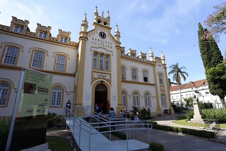 Santa Casa de Curitiba investiga desaparecimento de paciente durante tratamento
