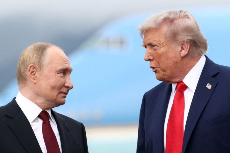Trump libera venda de diesel russo sem exigir concessões da Rússia na Ucrânia
