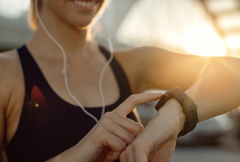 Tecnologias vestíveis e equipamentos portáteis revolucionam treinos do esporte