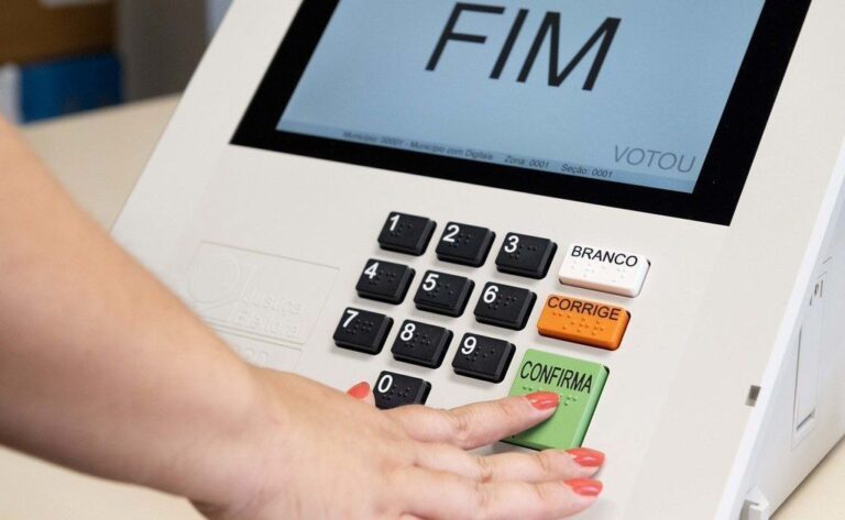 Pesquisa mostra que 63,4% não seguem orientação de voto do primeiro turno