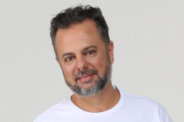 Wilson Grassi condiciona apoio a Flávio Bolsonaro à adoção de proteção animal