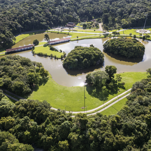 Conheça Curitiba sobre duas rodas. Na imagem, Parque Tingui. Foto: Ricardo Marajó/SECOM (arquivo)